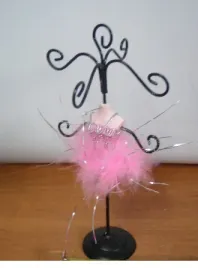 stojak-na-bizuterie-16cm-bge1096