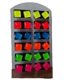 kolczyki-na-stojaku-12-par-kwadraty-jaskrawe