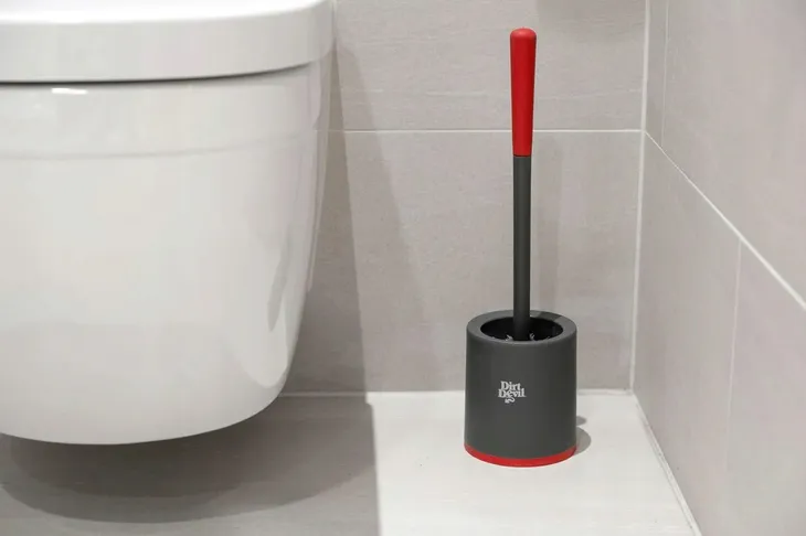 szczotka-wc-z-ociekaczem-dirt-devil-marka-inna