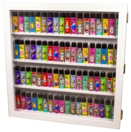 witryna-gablota-drewniana-na-zapalniczki-clipper