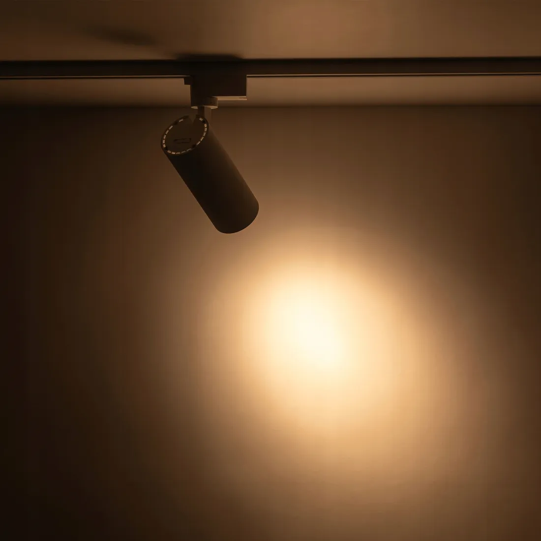 tracer-white-cct-20w-stan-nowy