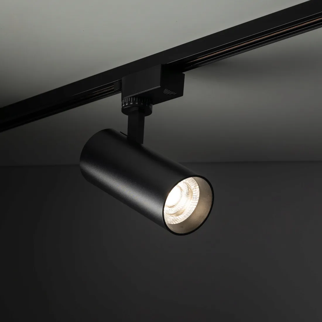 tracer-black-cct-20w