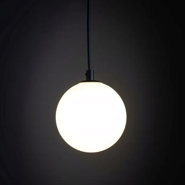 tracer-black-wiszacy-g-9-white-maksymalna-moc-pojedynczego-zrodla-swiatla-6-w