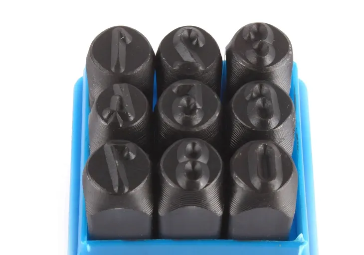 numeratory-cyfry-8mm-g01811-waga-z-opakowaniem-0-1-kg