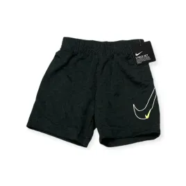 sportowe-krotkie-spodenki-chlopiece-nike-1-2-latka