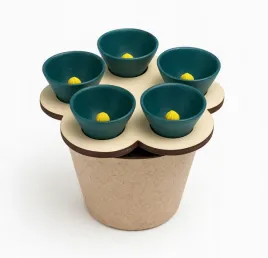 poidelko-dla-owadow-miseczki-kubeczki-dla-pszczol-trzmieli-zielone