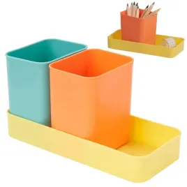 idealny-organizer-na-biurko-dziecka-kolorowe-pojemniki-na-przybory