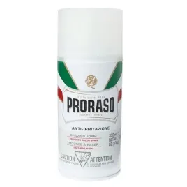 proraso-kojaca-pianka-do-golenia-skora-wrazliwa-dla-mezczyzn-300-ml