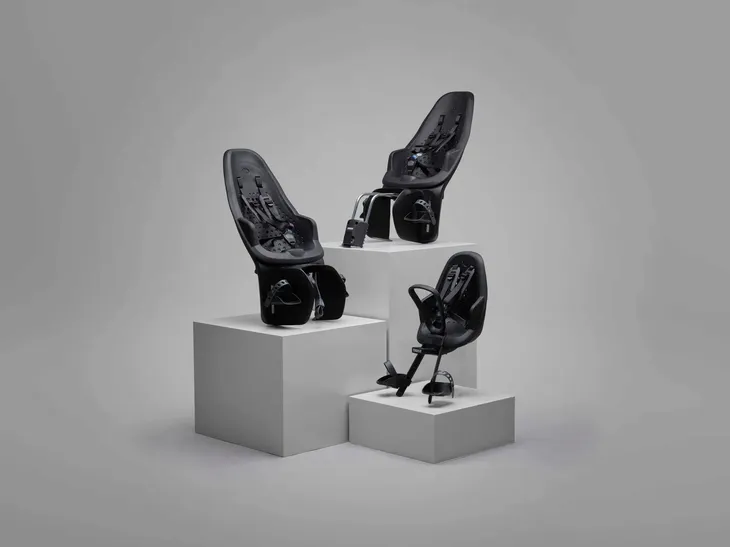 fotelik-rowerowy-thule-yepp-2-maxi-midnight-black-stan-nowy-rodzaj-tylny