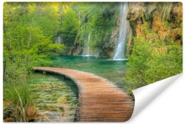 fototapeta-scienna-pomost-przy-wodospadzie-pejzaz-efekt-3d-natura-450x300