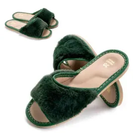 wygodne-kapcie-dzieciece-domowe-antyposlizgowa-podeszwa-zielone-rozmiar-28