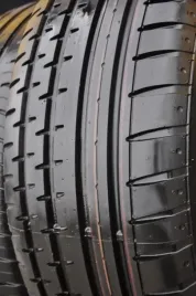 1x-235-55r17-continental-vancocontact-103w