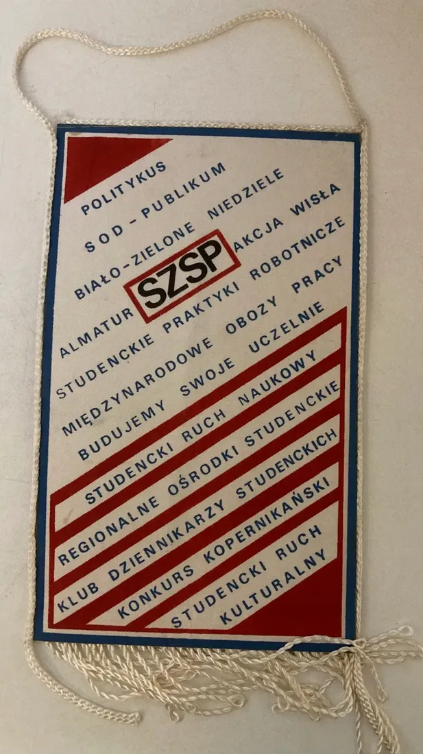 proporczyk-socjalistyczny-zwiazek-studentow-pol