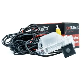 epdc24-dedykowana-kamera-cofania-lampka-tablicy