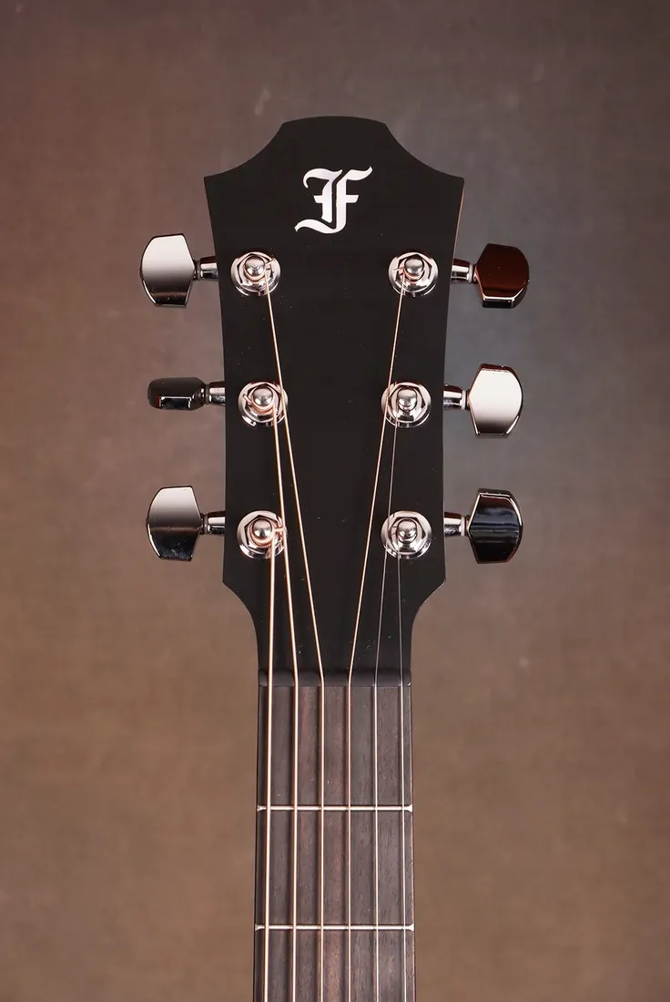 furch-violet-gc-sm-spe-gitara-elektro-akustyczna-stan-nowy