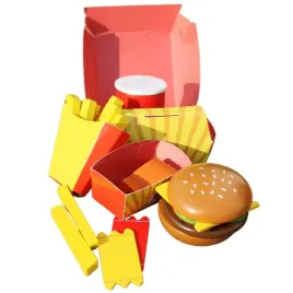 drewniany-hamburger-fastfood-happymeal-zabawa-w-przygotowanie-posilku