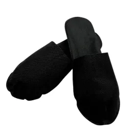 kapcie-hotelowe-z-wlokniny-zakryte-czarne-klapki-jednorazowe-papcie-10-par