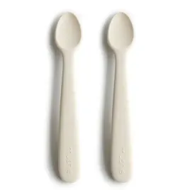 mushie-2x-lyzeczka-silikonowa-do-karmienia-ivory