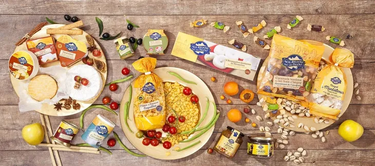 ciastka-z-polewa-lukrowa-200g-marka-bez-marki