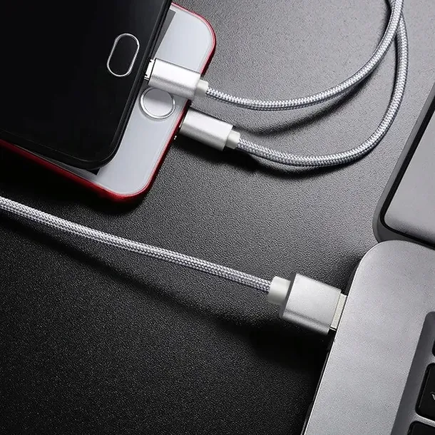 kabel-3w1-do-ladowarka-do-iphone-micro-usb-typ-c-stan-nowy-zlacza-usb-usb-typ-c-microusb-lightning