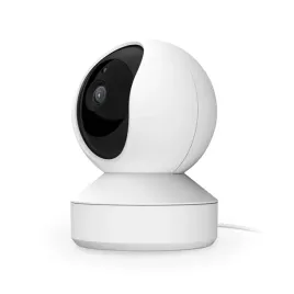 wewnetrzna-kamera-monitoring-mieszkania-na-telefon