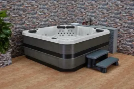wanna-spa-jacuzzi-caloroczne-6-os-2-lezanki-7kw