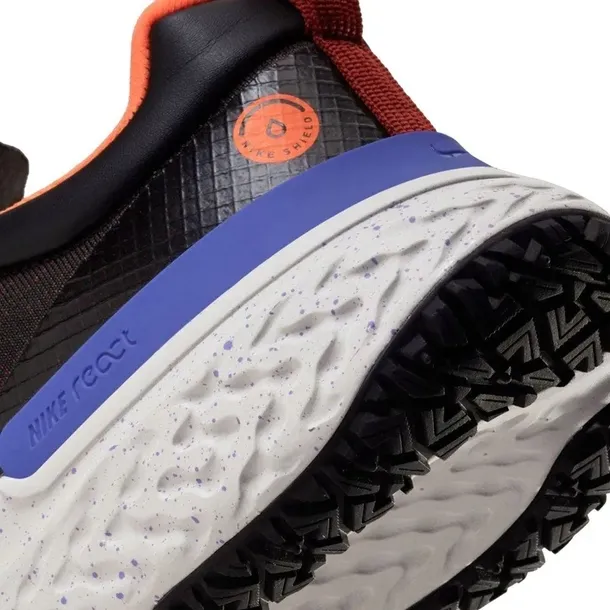 buty-do-biegania-nike-react-miler-2-shield-r-425-wysokosc-niskie