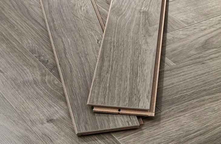 panele-podlogowe-jodelka-berryalloc-chateau-plus-java-light-grey-kolekcja-chateau