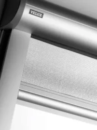 moskitiera-dachowa-velux-fakro-roto-2000x922
