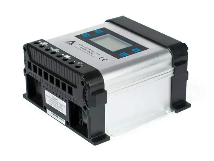 regulator-solarny-ladowania-akumulatorow-scc-20a-m-moc-1-w