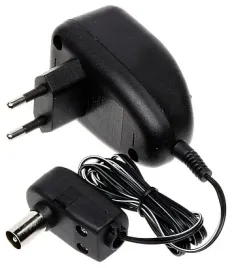 zasilacz-antenowy-12v-100ma-s-kem