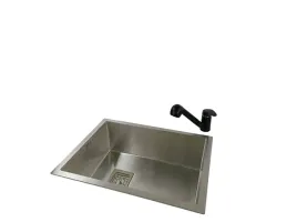 stalowy-zlewozmywak-jednokomorowy-inox-szczotkowany-bateria-syfon