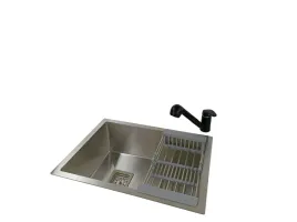 stalowy-zlewozmywak-jednokomorowy-inox-szczotkowany-bateria-syfon