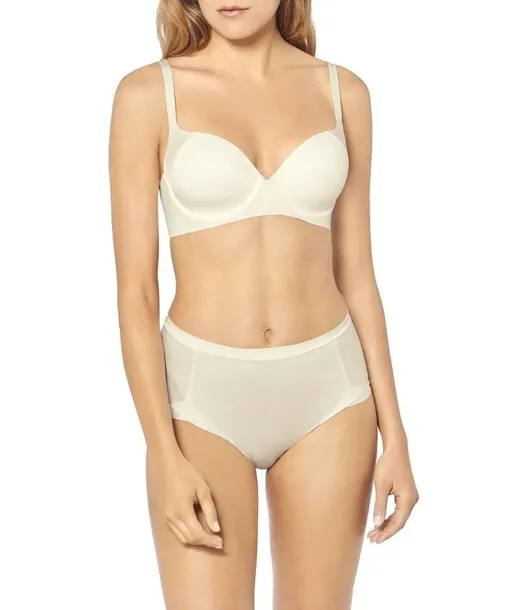 biustonosz-triumph-body-make-up-soft-touch-wp-90d-rodzaj-usztywniany
