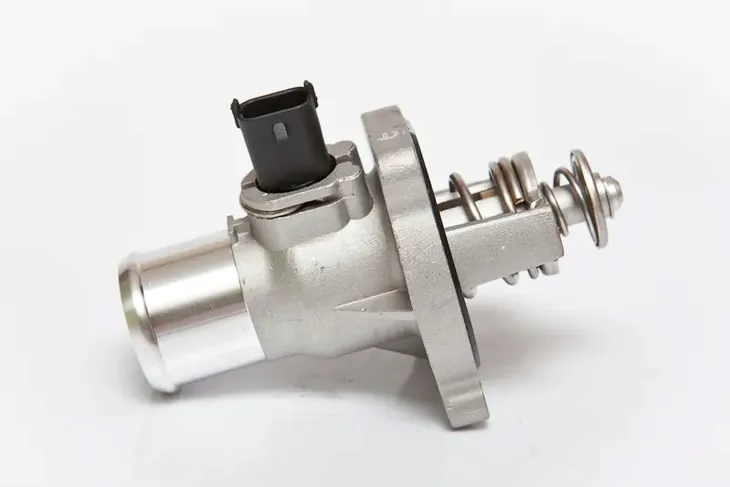 termostat-20skv008-jakosc-czesci-zgodnie-z-gvo-p-zamiennik-o-jakosci-porownywalnej-do-oryginalu