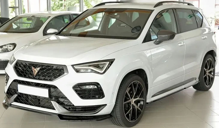 dokladki-progow-boczne-splittery-rieger-do-seat-ateca-5fp-2017-stan-nowy-typ-samochodu-samochody-osobowe