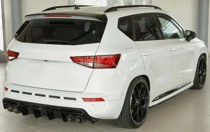 dokladki-progow-boczne-splittery-rieger-do-seat-ateca-5fp-2017-stan-nowy-numer-katalogowy-czesci-00027048-00027049