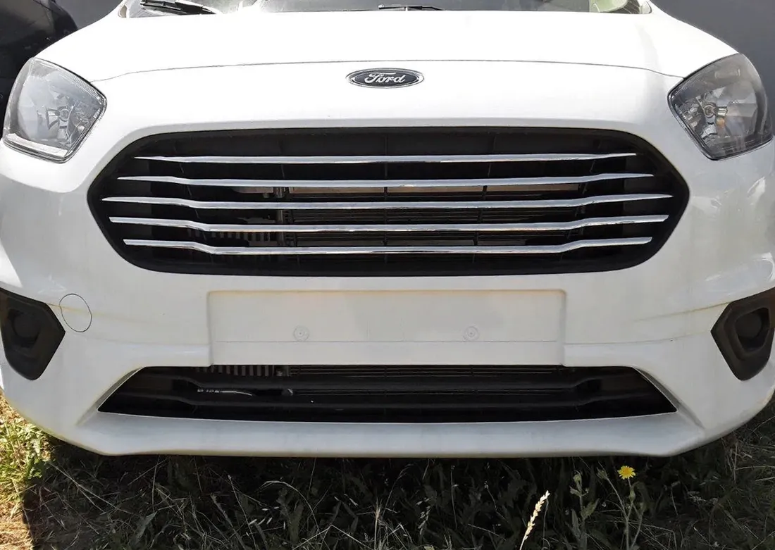 listwy-atrapy-grill-ford-transit-courier-2017
