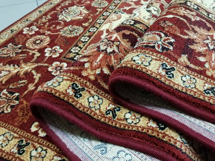 dywan-agnella-agnus-stolnik-ruby-200x300-material-wykonania-welna