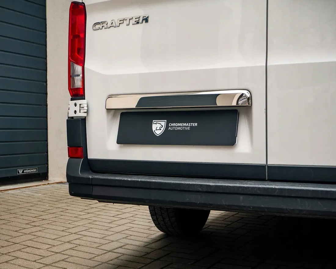 listwa-tylnej-klapy-nad-tablice-rejestracyjna-do-vw-e-crafter-2017-stan-nowy