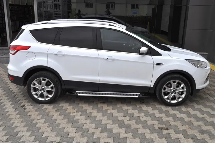 stopnie-boczne-progi-ford-kuga-2008-2012-producent-arp-numer-katalogowy-producenta-chr-2121ab004