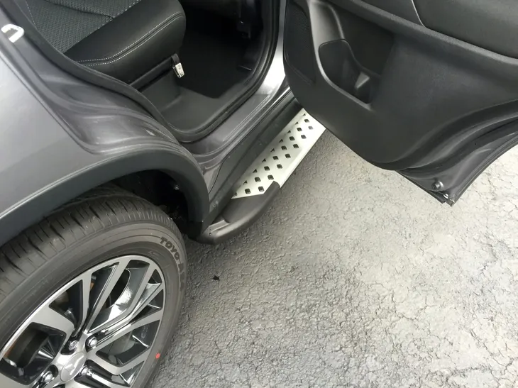stopnie-boczne-progi-mitsubishi-outlander-2012-producent-arp-numer-katalogowy-producenta-chr-3125ab004