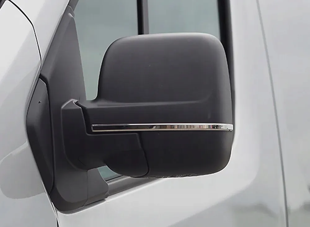 listwy-dolne-luster-lusterka-renault-trafic-2014-stan-nowy
