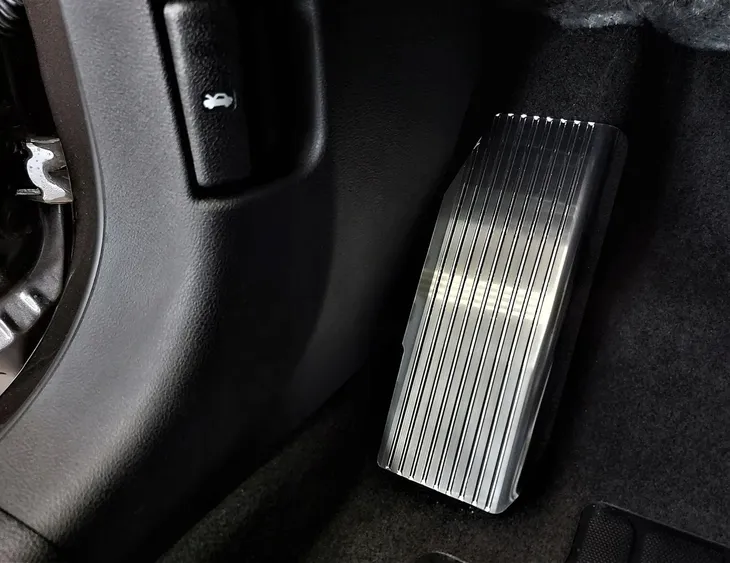 podstopnica-podnozek-nissan-juke-ii-2019-numer-katalogowy-producenta-234-stan-opakowania-oryginalne