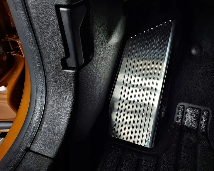 podstopnica-podnozek-vw-golf-vi-2008-2012-waga-z-opakowaniem-0-5-kg