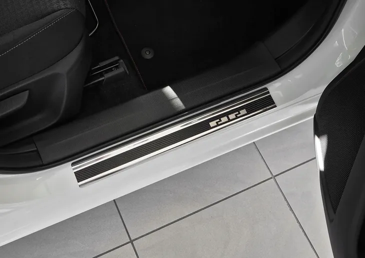 nakladki-ochronne-na-progi-listwy-progowe-do-ford-jazz-v-2020-stan-nowy-producent-alu-frost