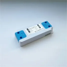 zasilacz-meblowy-do-tasm-led-24w-12v-ip44-98x47x16