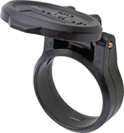 pokrywa-gniazda-1-2-czarna-ta12n