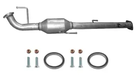 toyota-land-cruiser-2-8-d-4x4-130kw-177km-od-2018r-tlumik-srodkowy