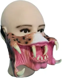 maska-halloween-lateksowa-straszna-potwor-kly-zeby-kostium-cosplay